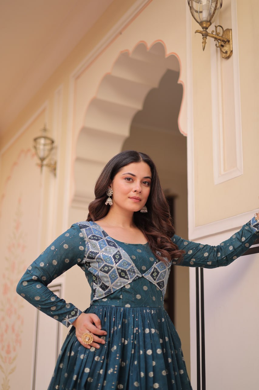 Rama Staple Jequard Weaving Work Gown